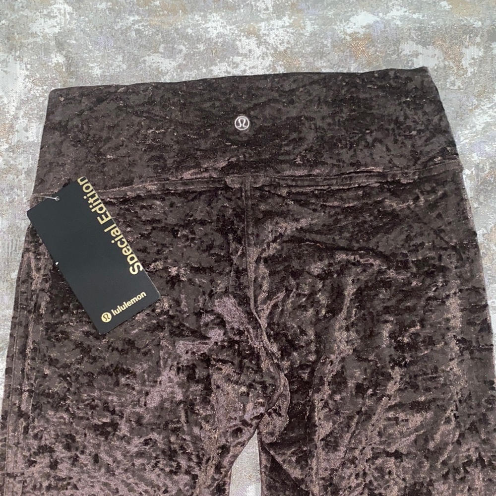 lululemon athletica Velvet Leggings in Dark Brown